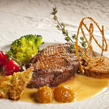 Chateau Des Monthairons Hotel Restaurant Gastromaison Spa Privatif Les Monthairons Dış mekan fotoğraf