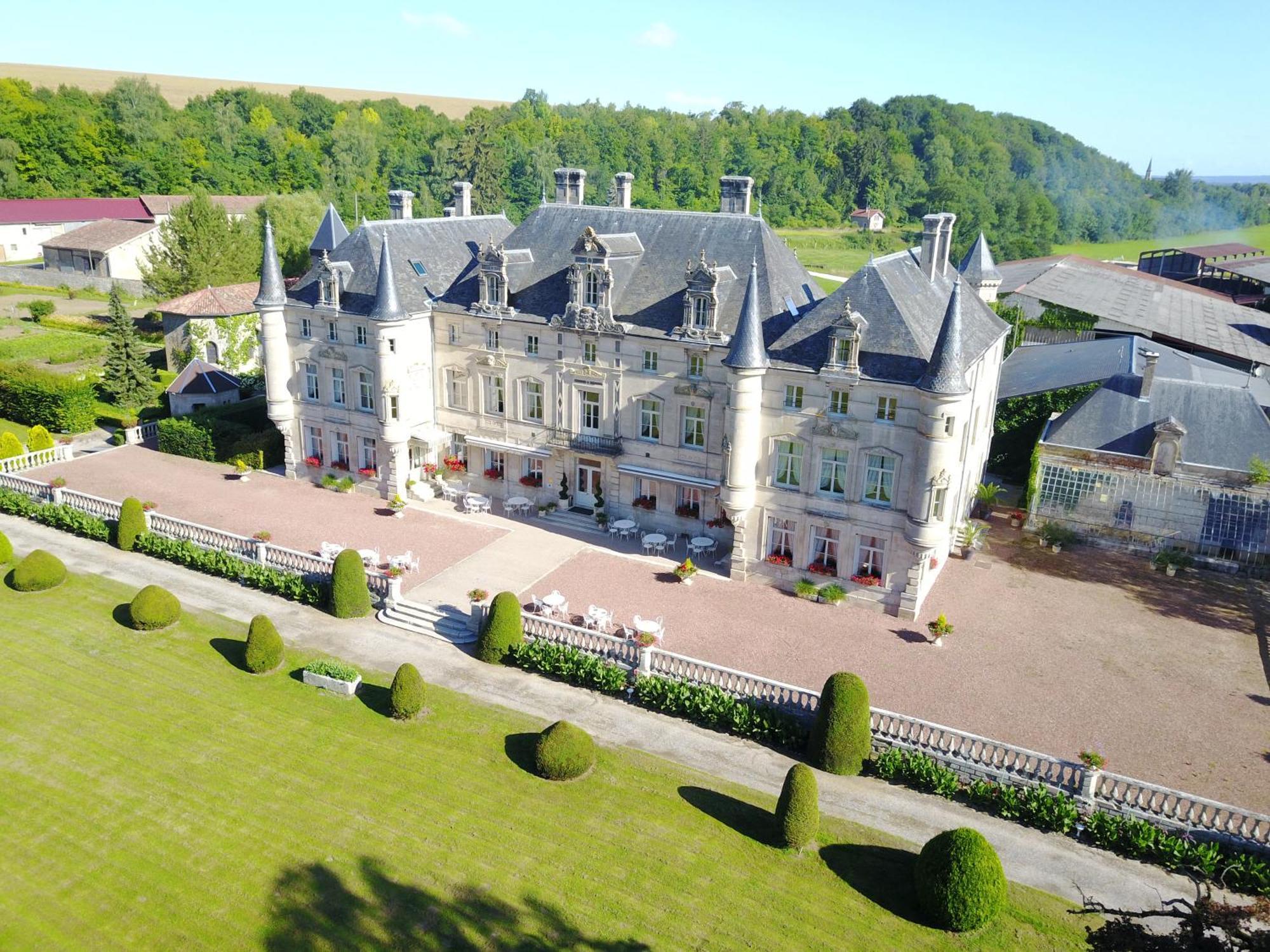Chateau Des Monthairons Hotel Restaurant Gastromaison Spa Privatif Les Monthairons Dış mekan fotoğraf