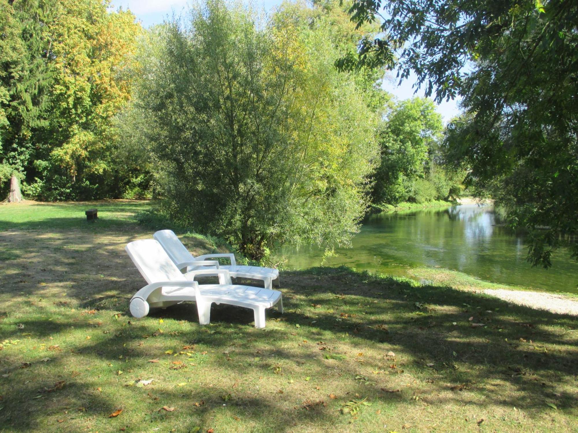Chateau Des Monthairons Hotel Restaurant Gastromaison Spa Privatif Les Monthairons Dış mekan fotoğraf